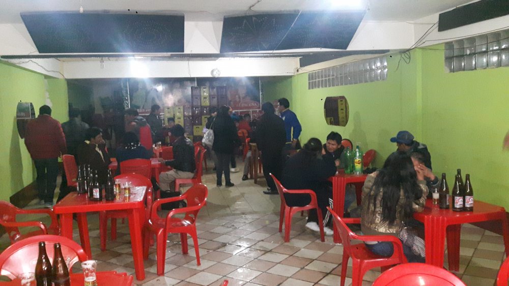 Control estricto en bares y discotecas de El Alto
