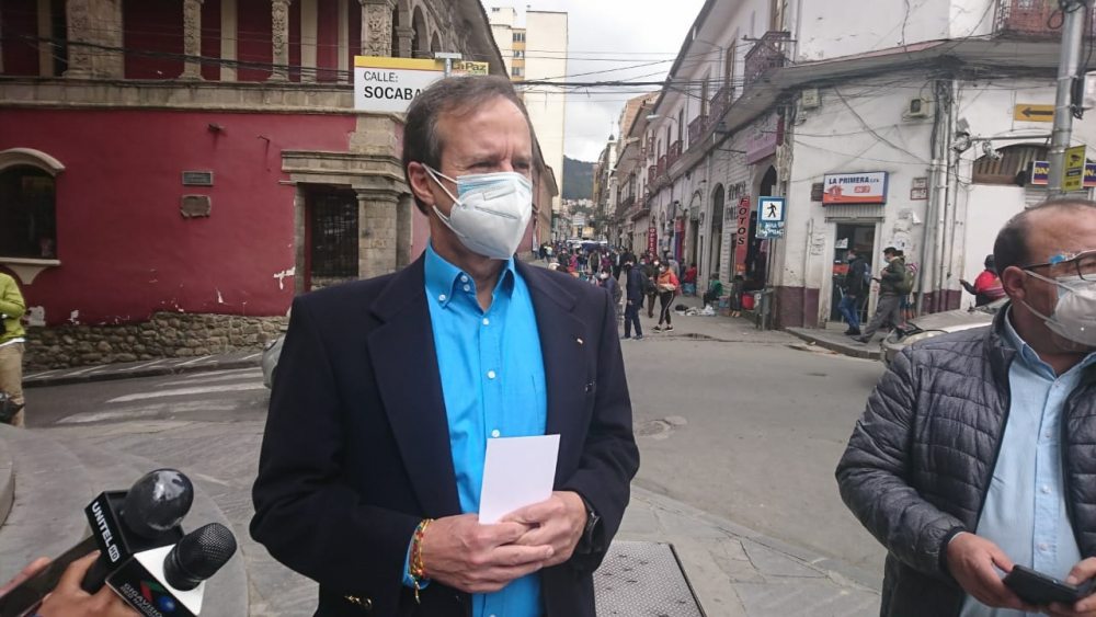 Expresidente pide a Luis Arce concentrase en gestión de crisis