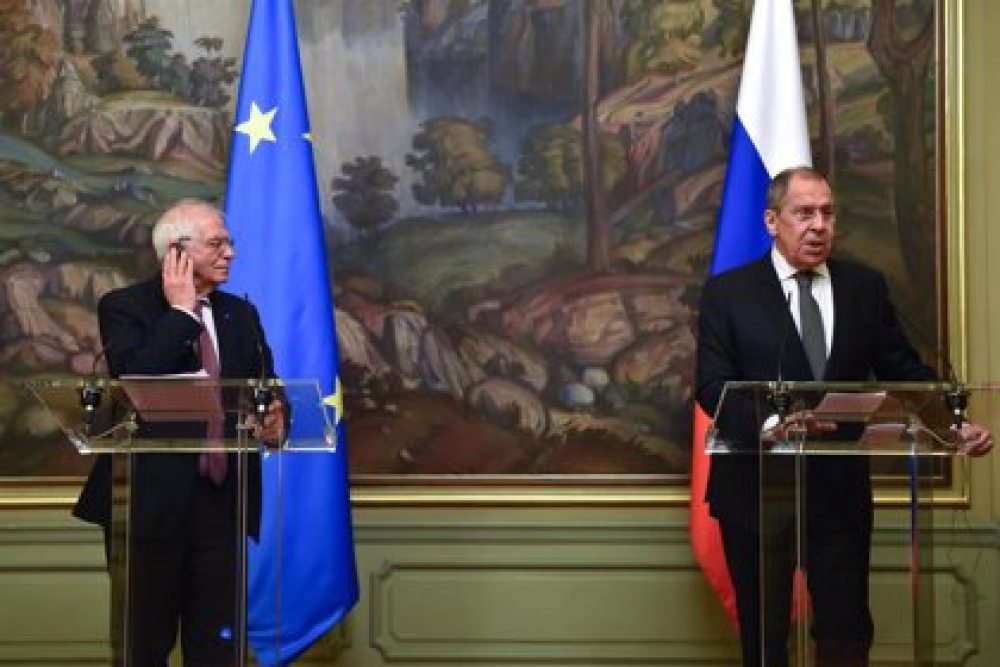 Bruselas cierra filas con  visita de Borrell a Moscú