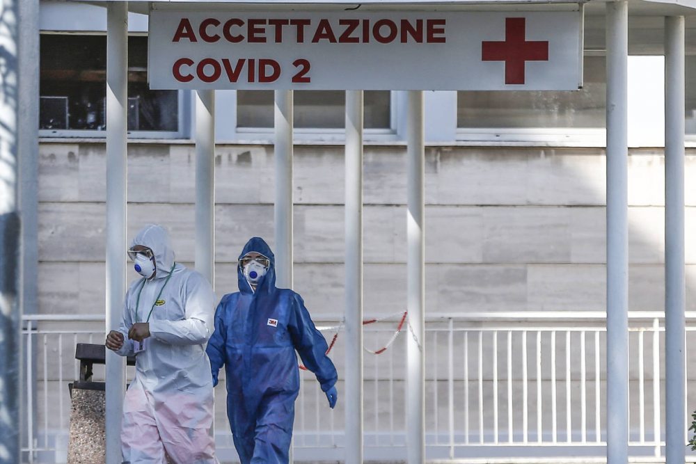 Italia sufre repunte de  casos diarios de Covid-19