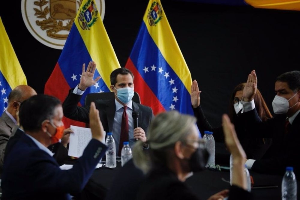 "Es complejo que Maduro avale  plan de vacunas de Covax"