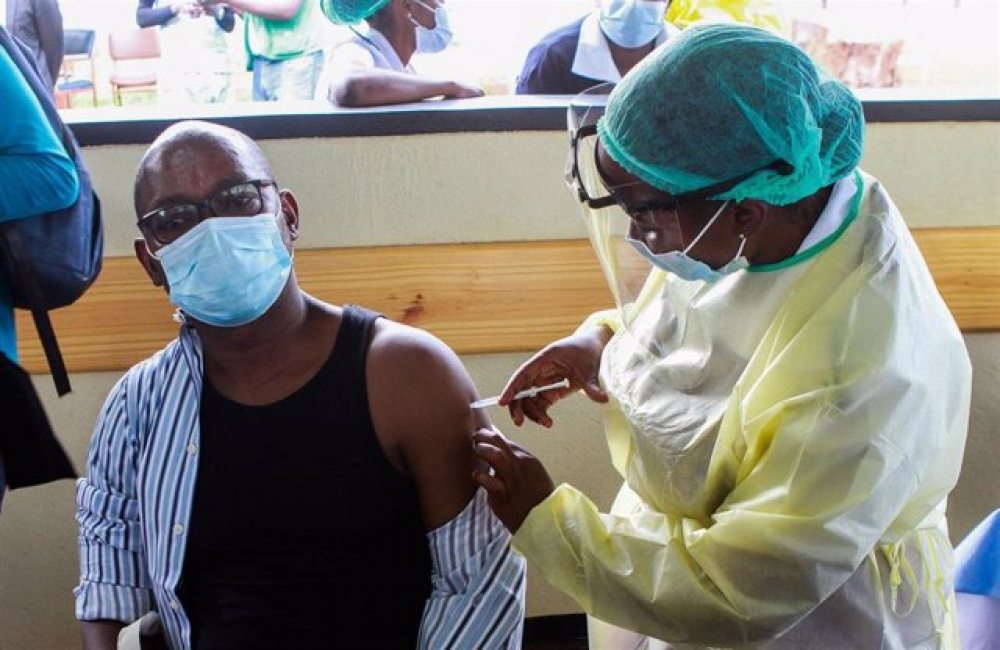África supera 100.000  fallecidos por coronavirus