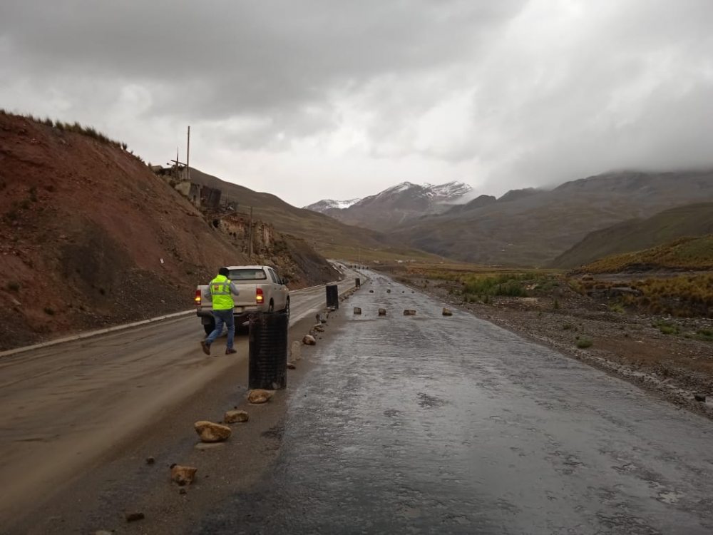 ABC estudia vía de acceso directo de Yungas a El Alto
