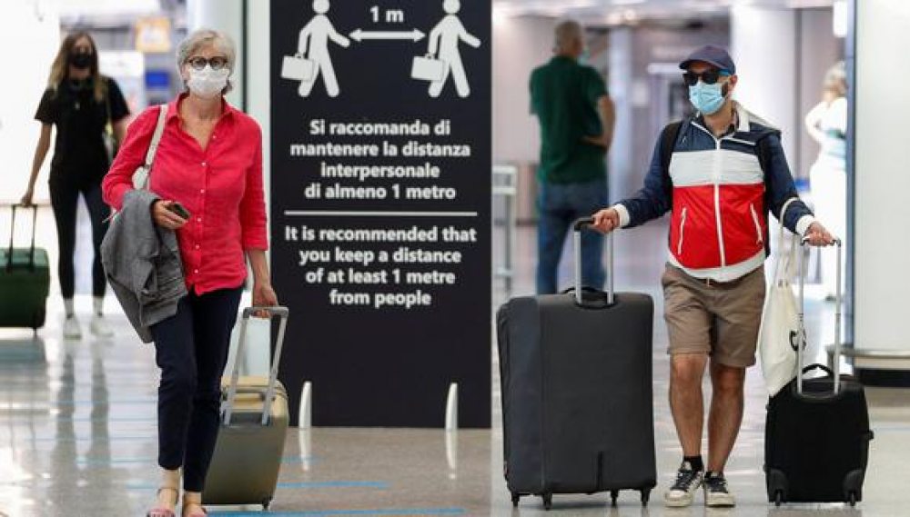 Italia amplía prohibición  de viajes por pandemia