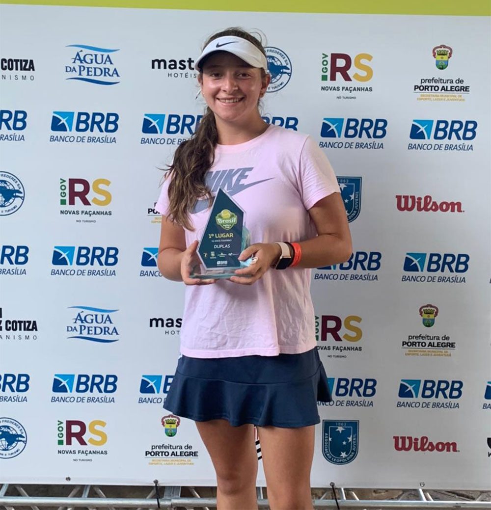 Boliviana Trigosso es campeona de dobles en el Brasil Juniors Cup