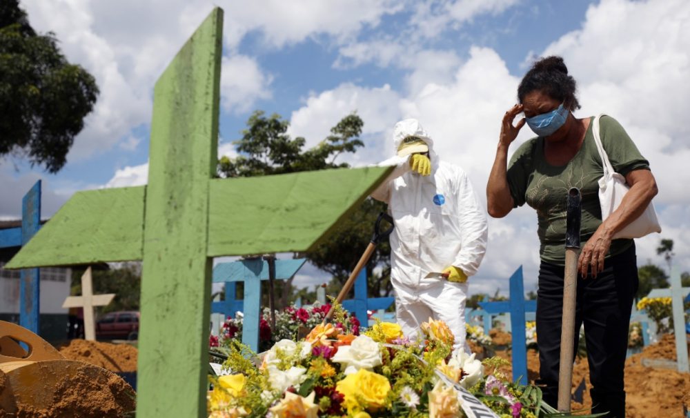 Brasil registra cifra alta  de muertes por Covid-19