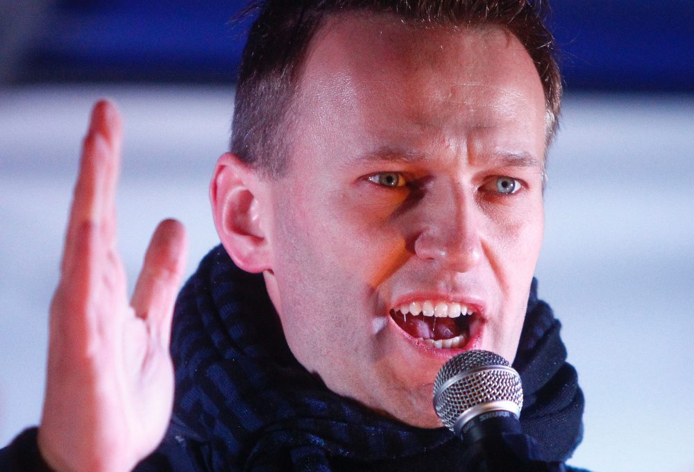 Médicos denuncian que  niegan asistencia a Navalni