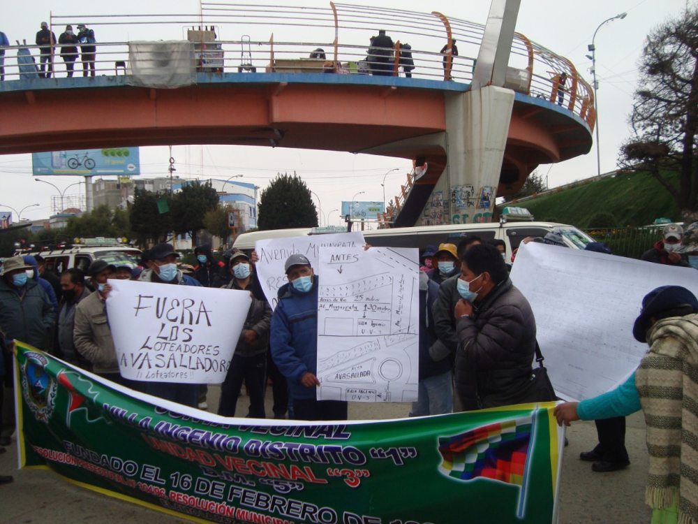 Vecinos denuncian avasallamiento  de la avenida troncal Munaypata