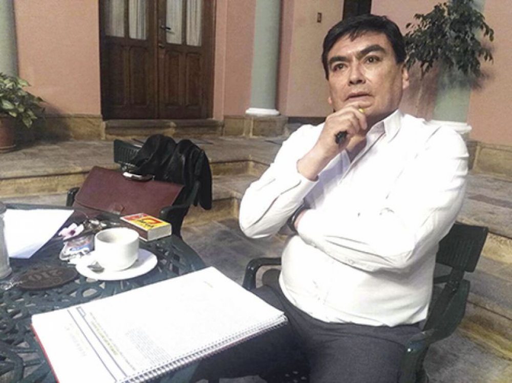 Costa Obregón demanda juicio de  responsabilidades contra Morales