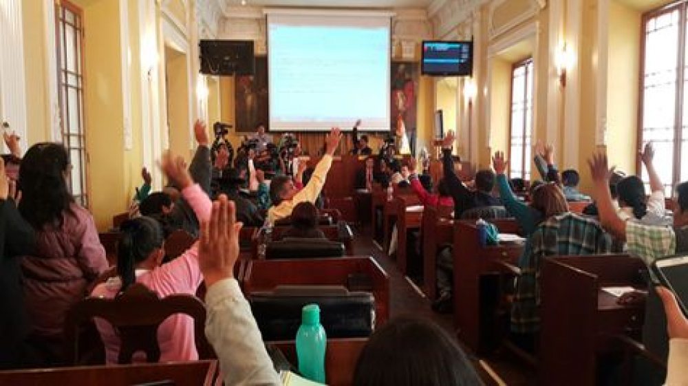 MAS intenta quitar dos tercios en  Asamblea Departamental de La Paz