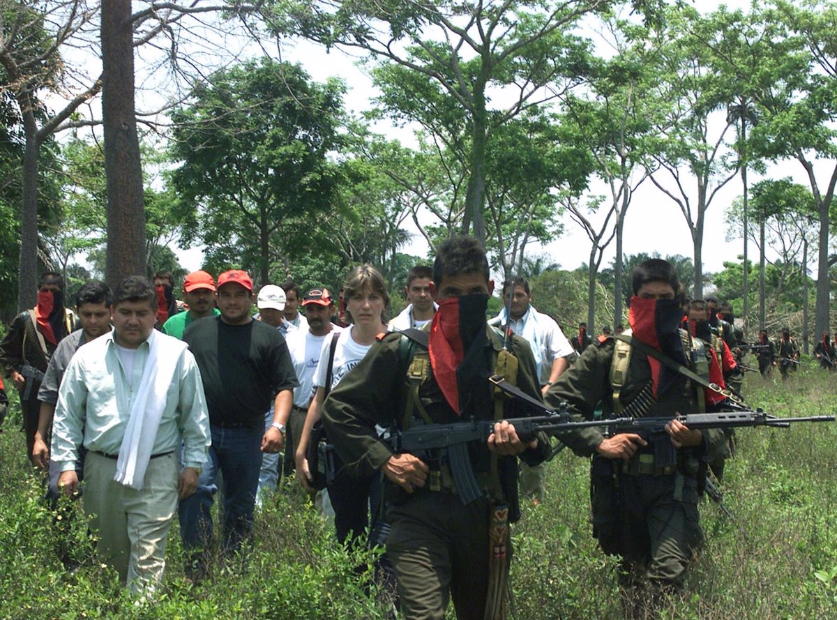 Colombia confirma presencia de  1.500 guerrilleros en Venezuela