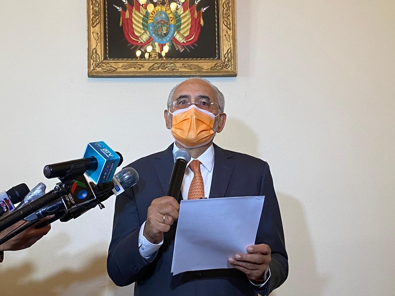 Carlos Mesa adelantó que no dará  explicaciones por un “caso armado”