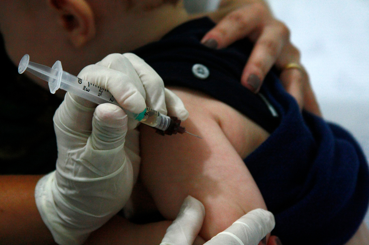 Menores de  5 años serán  vacunados