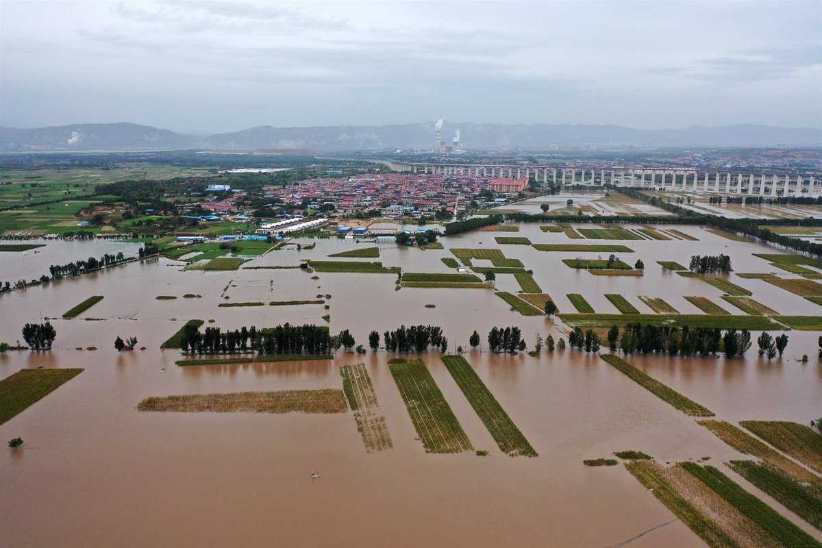 Reportan cuatro muertos y  120.000 evacuados por lluvias