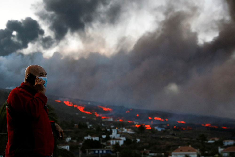 Evacuados de La Palma  no ven fin a su calvario