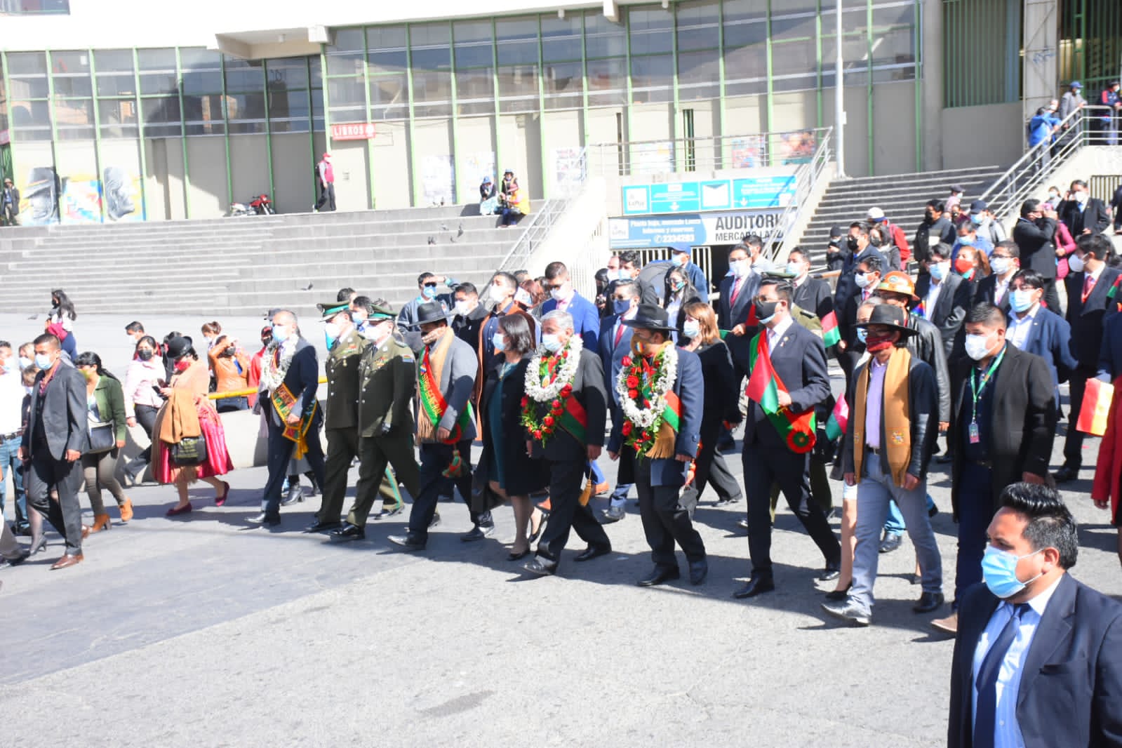 Cada año se realizará desfile cívico por fundación de La Paz