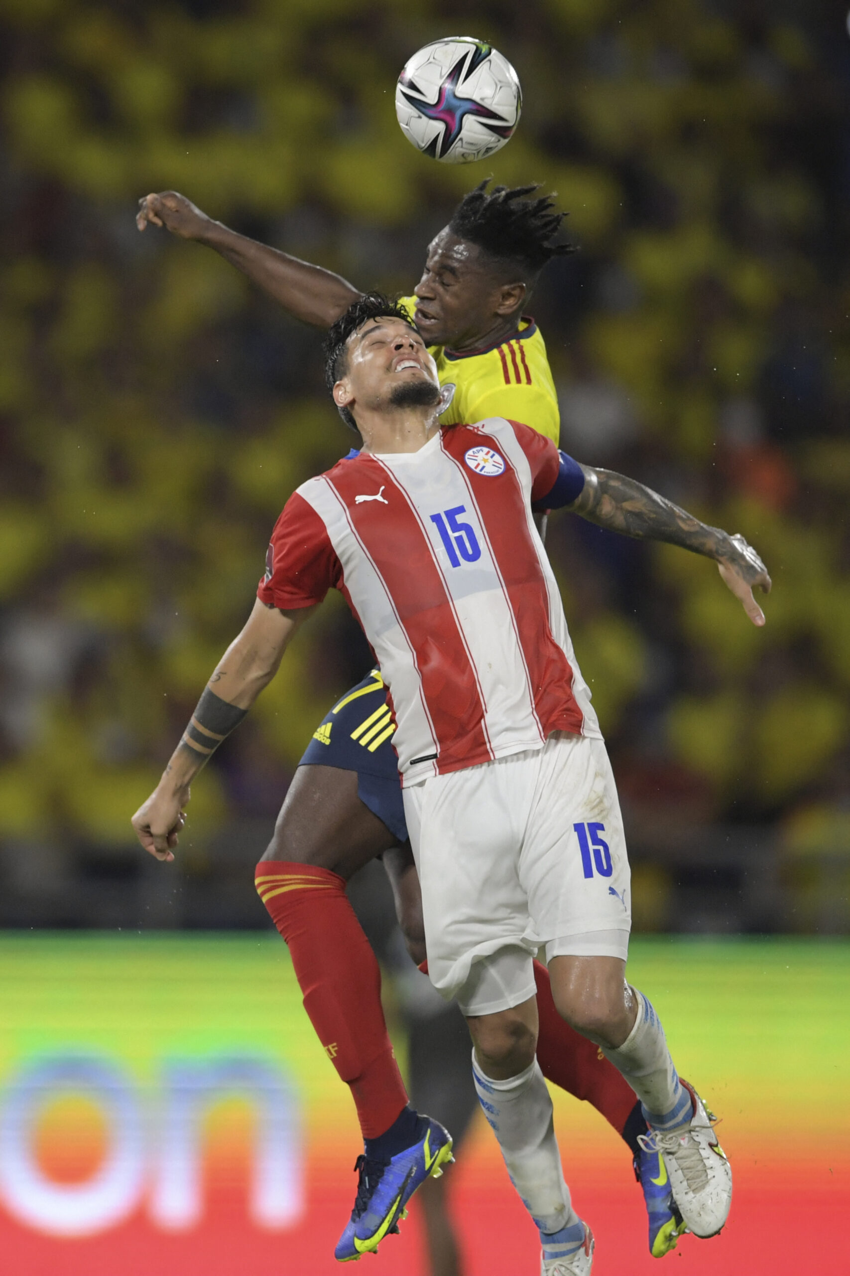 Colombia cede otro empate