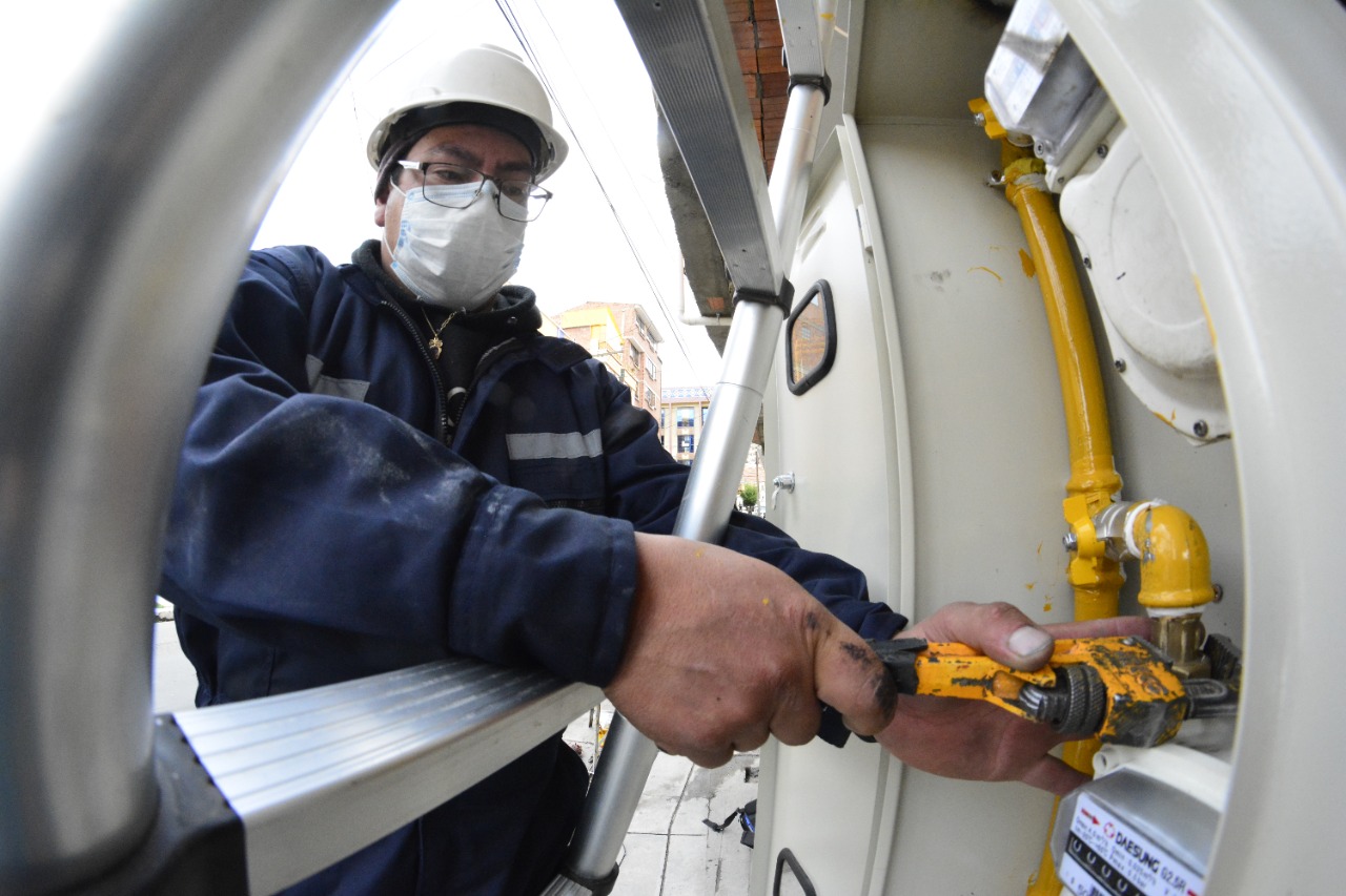 Empresas instaladoras esperan  orden de conectar servicio de gas