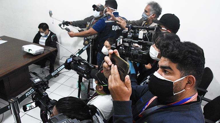 Diputado rechaza advertencias de Evo Morales contra medios