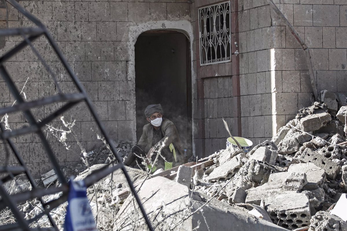 Cruz Roja cifra 100 muertos  por bombardeo a prisión