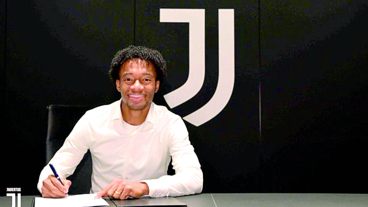 Cuadrado amplía contrato con Juventus