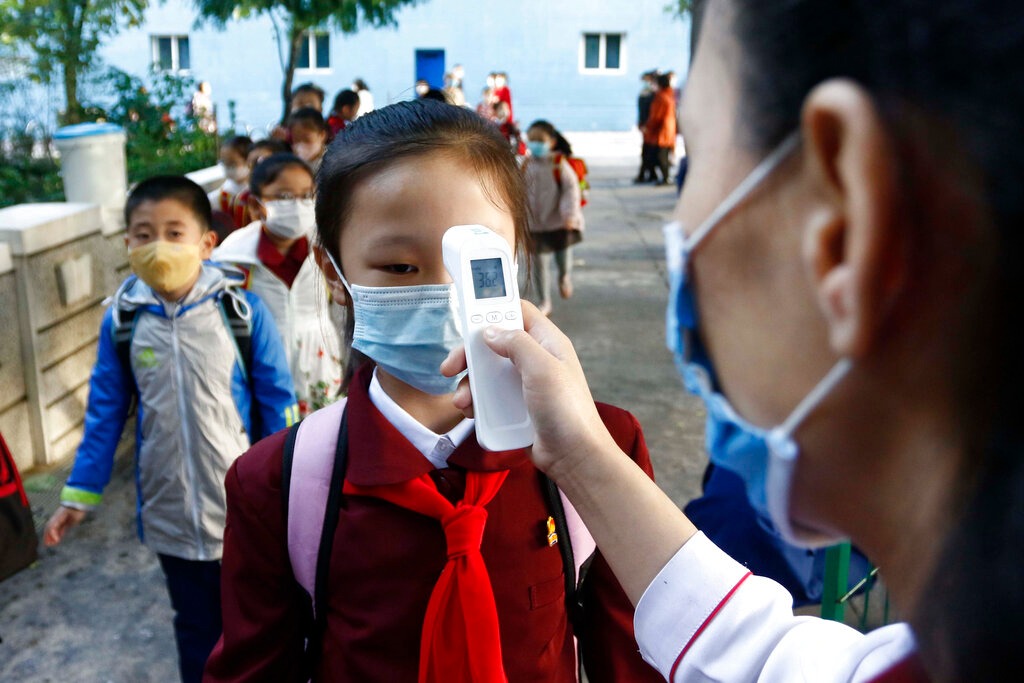 Corea del Norte registra 300.000  casos positivos de coronavirus
