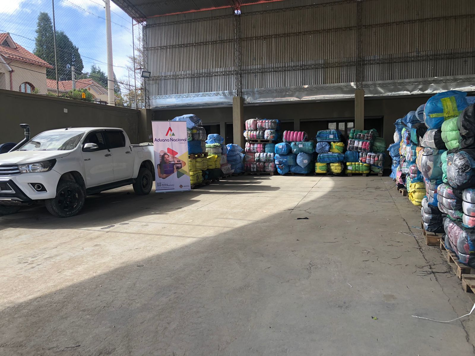 Comisan ropa usada con  valor de Bs 67.600 en Tarija