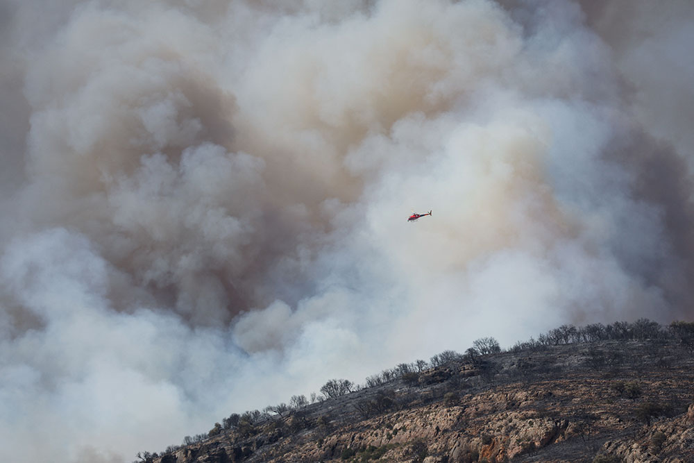 España lucha contra incendios forestales