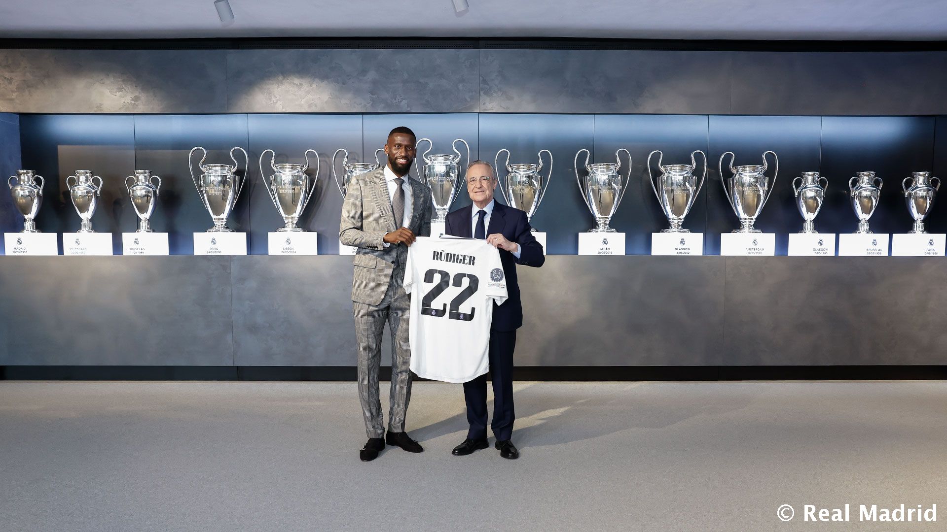 Real Madrid presenta a su nuevo cerrojo