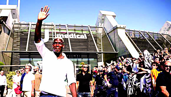 Pogba vuelve a  la Juventus y  es recibido  como héroe