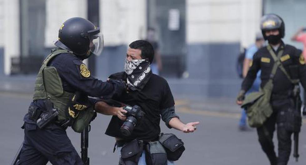 Condenan ataques contra periodista ecuatoriano y un medio peruano