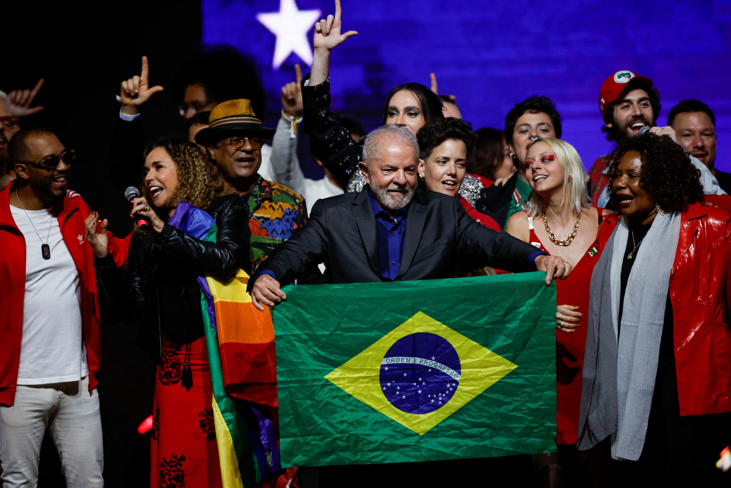 Encuesta da a Lula da Silva  ventaja sobre Jair Bolsonaro