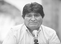 Morales consultará cambios  en CPE a exconstituyentes
