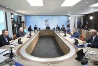 El G7 acuerda 18.000 millones de dólares en ayuda a Ucrania