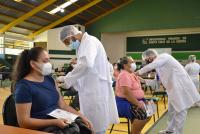 Habilitan 19 puntos de  vacunación en Santa Cruz