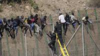 Veintitrés migrantes muertos tras  intento de salto de valla en Melilla