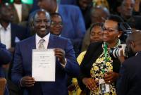 Cuatro altos funcionarios de Kenia  desconocen resultados de elecciones