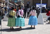 Mujeres alteñas y legisladoras  defienden vestimenta de chola