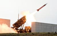 Lanzan dos misiles balísticos en  respuesta a maniobras de Seúl