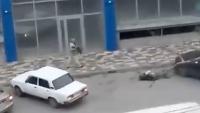 Hombre mata a tres personas  en centro comercial de Rusia