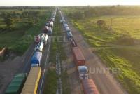 Cívicos cumplen su tercer día  de bloqueo en carretera al norte