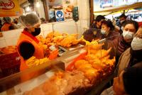 Gobierno asegura provisión de pollo; pero sólo se vende uno por familia
