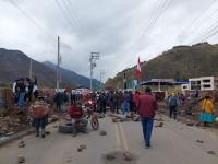 Empresarios preocupados por perdida de $us 8 millones diarios por paro en Perú
