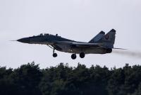 Polonia anuncia el envío de  aviones de guerra a Ucrania