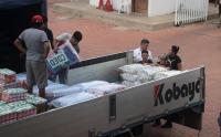 Envían alimentos, brigadas médicas y  maquinaria a familias de Yapacaní